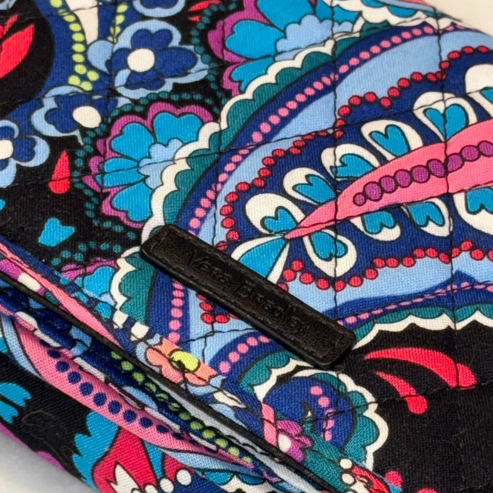 NWT Vera Bradley All in One Wristlet, Purse, Wallet crossbody - Picture 3 of 6